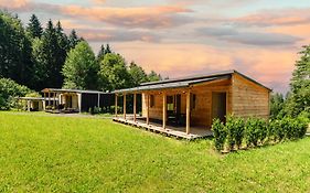 Petzen Cottages - Petzen Chalets